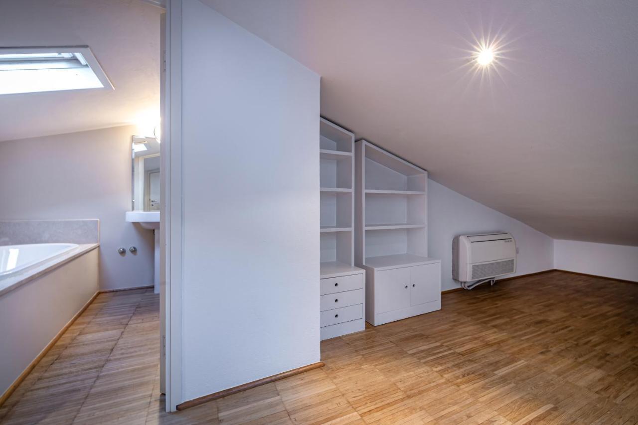 Yid Penthouse On Florence River With Parking Экстерьер фото