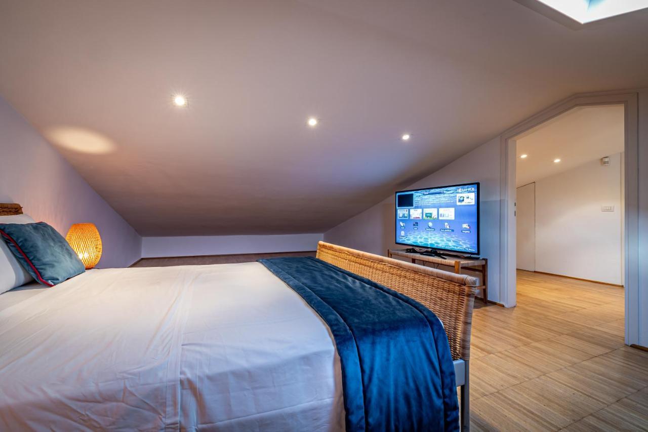 Yid Penthouse On Florence River With Parking Экстерьер фото
