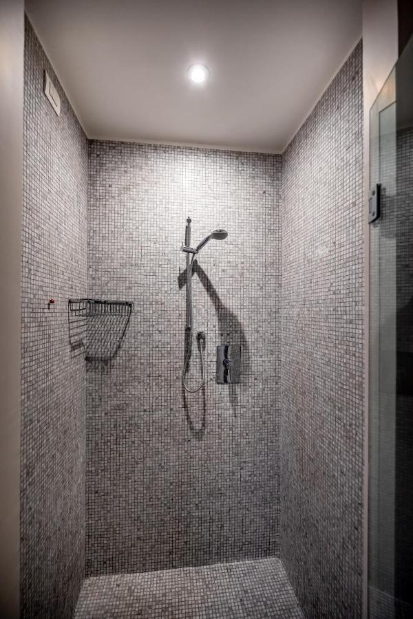 Yid Penthouse On Florence River With Parking Экстерьер фото